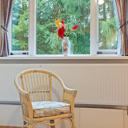 Дом отдыха Terrace With Lush Garden, Cleaning Included *